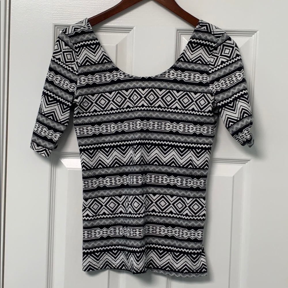 Three quarter sleeve stretch top